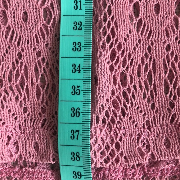 Tea n Rose Crochet Look Top - Picture 8 of 14